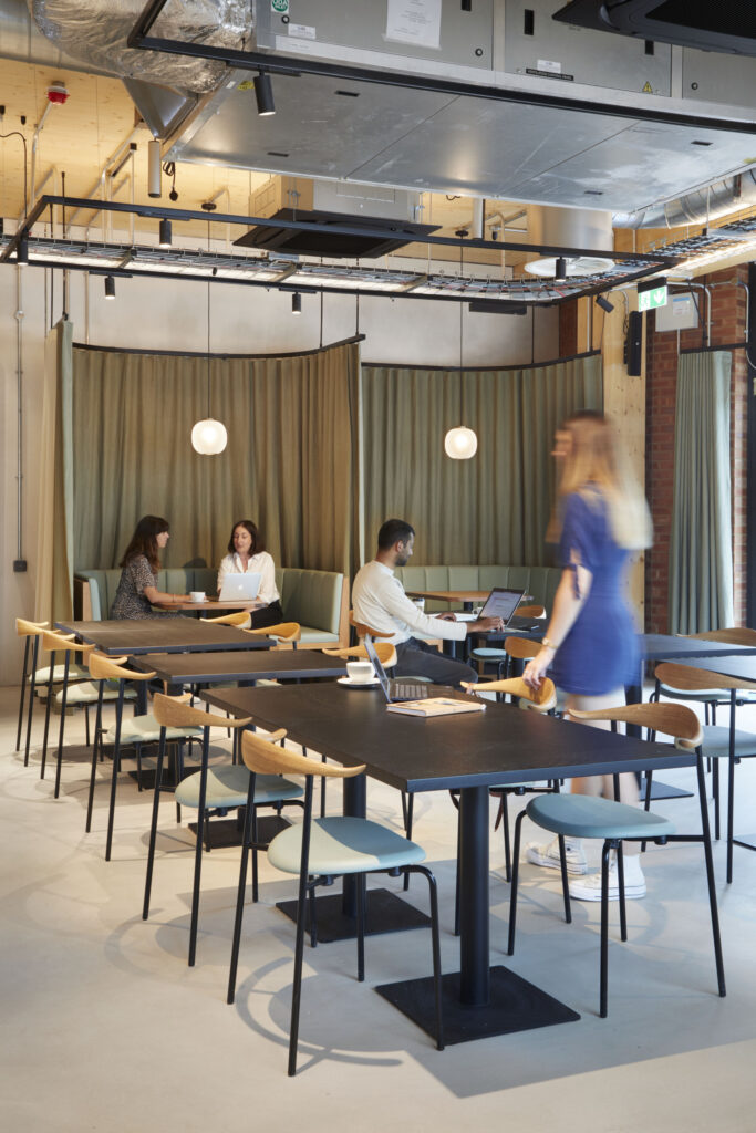 A flexible work space to bise your business 